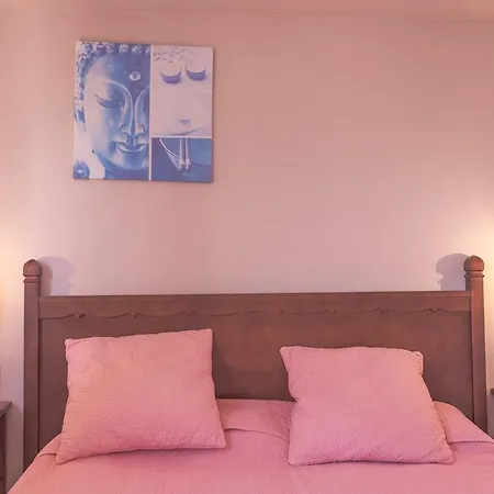 Oasis Royal Apartment