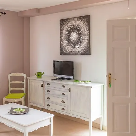 Oasis Royal Lejlighed